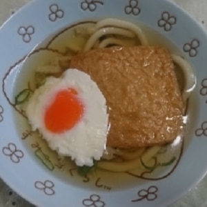 ♥　落とし玉子＆蒲鉾入りきつねうどん　♥